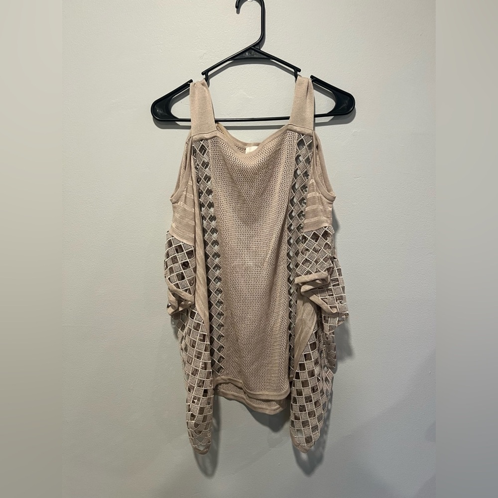 Chicos Size 1 Open Knit Crochet Poncho Top Beige Boho Cold Shoulder Bohemian Top